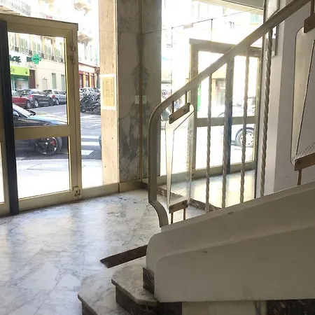 Centre Avec Terrasse Апартаменты